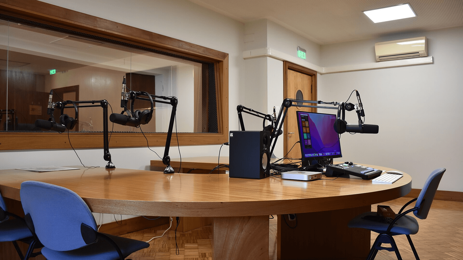 Do Podcasts Make You Smarter? Listening, Learning and IQ